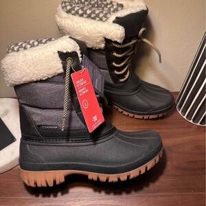 NWIB Banff Trail unisex boots